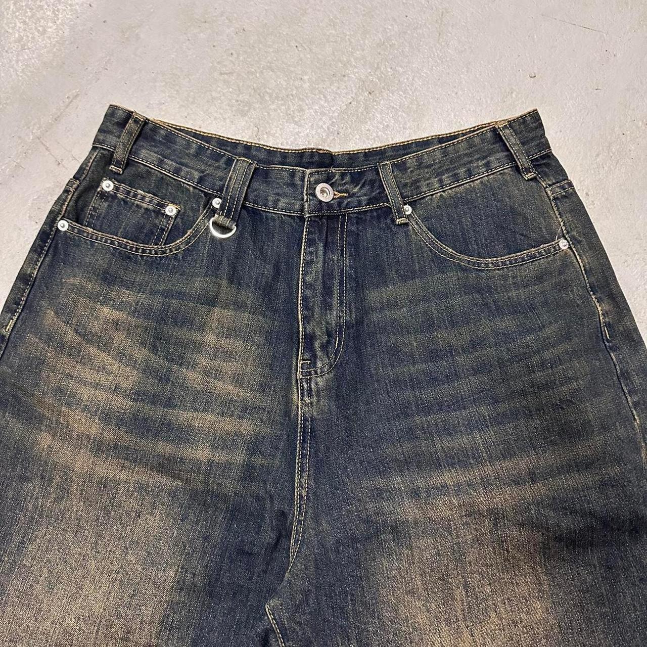 DESIRED Distressed Jorts